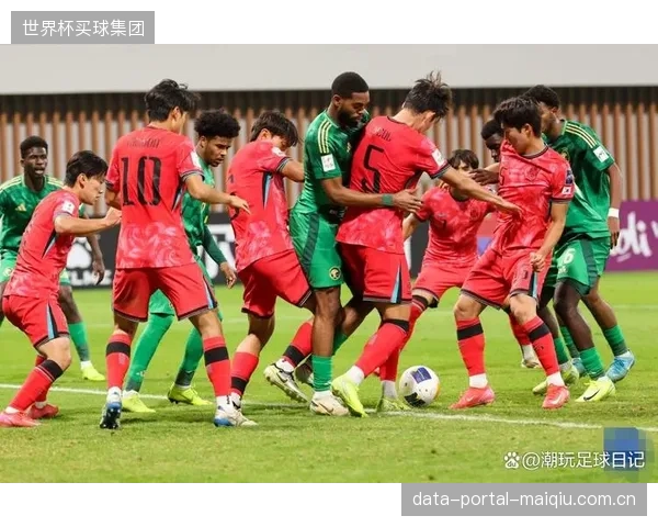 48队扩军带来全新挑战,美国队需为更漫长的淘汰赛阶段储备体能。 48队扩军带来全新挑战,美国队需为更漫长的淘汰赛阶段储备体能。